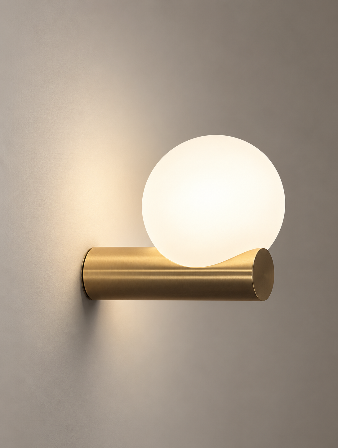 Antares Altalum Wall Light